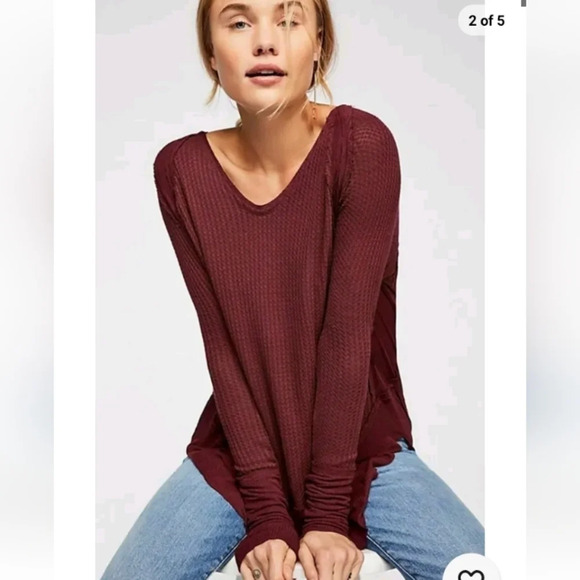 We The Free WINE LONG SLEEVE CURVED Free People CATALINA THERMAL TOP Sz Medium - Picture 3 of 8